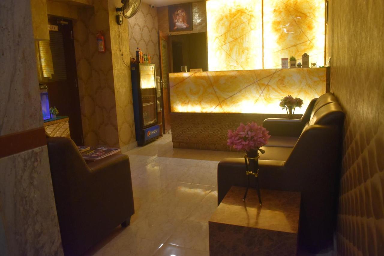 Hotel Ur Comforts Jayanagar バンガロール エクステリア 写真