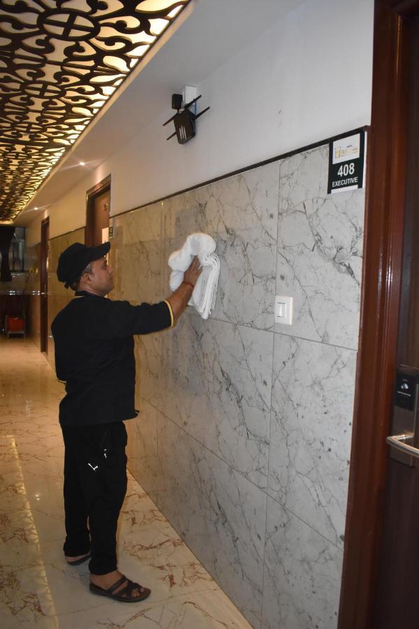 Hotel Ur Comforts Jayanagar バンガロール エクステリア 写真