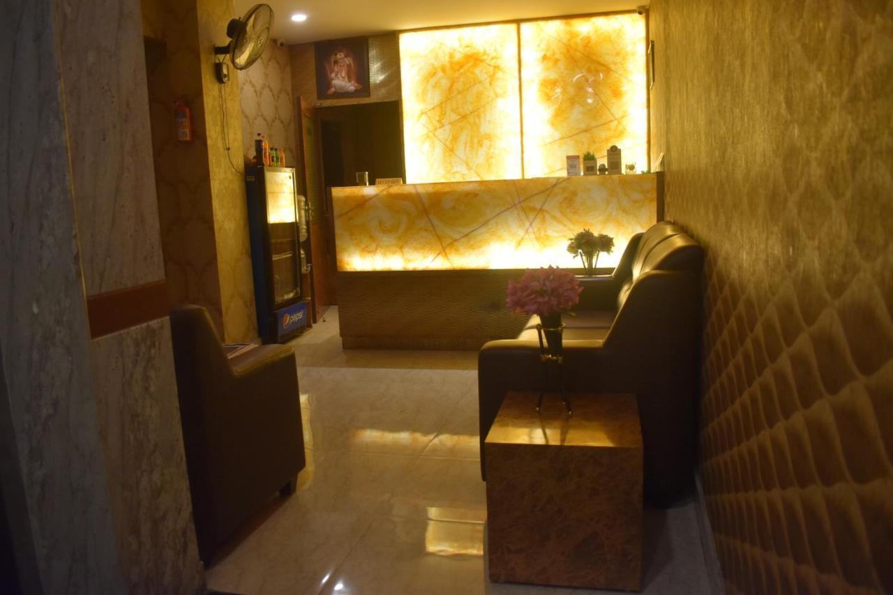 Hotel Ur Comforts Jayanagar バンガロール エクステリア 写真