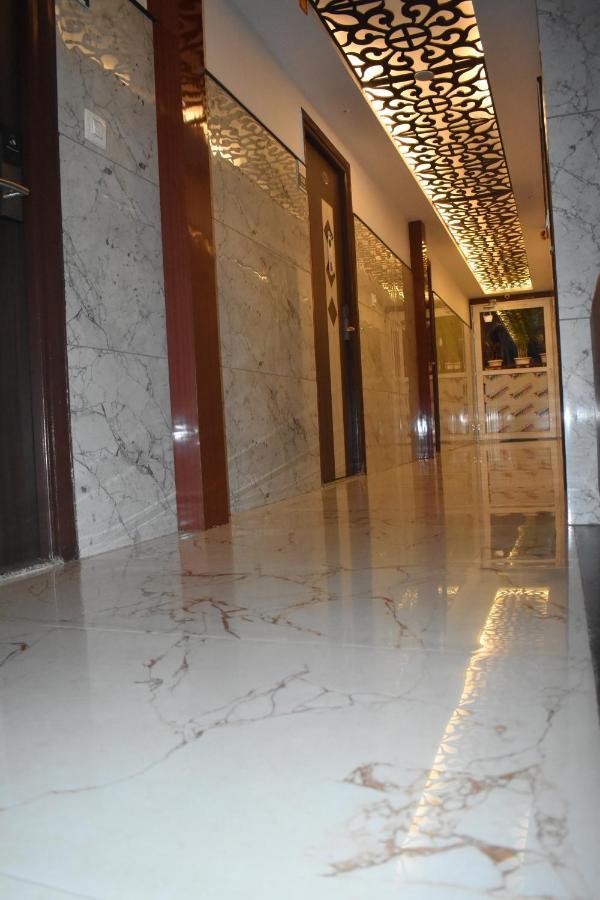 Hotel Ur Comforts Jayanagar バンガロール エクステリア 写真