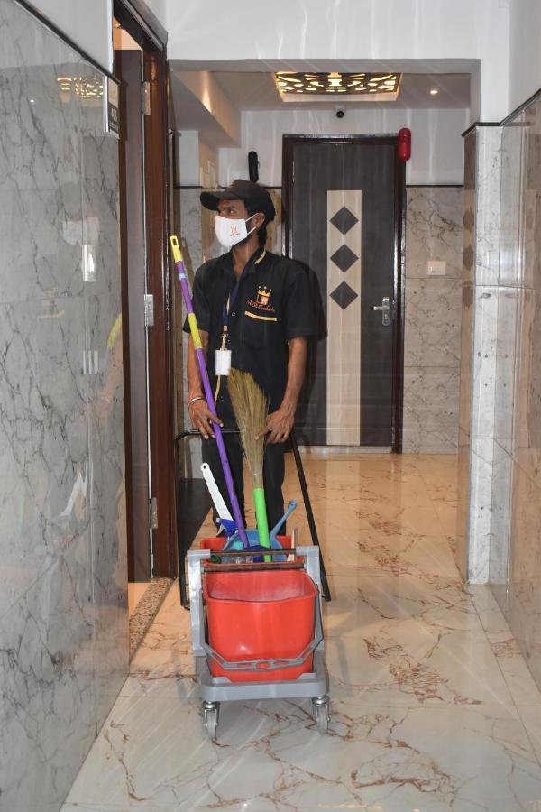 Hotel Ur Comforts Jayanagar バンガロール エクステリア 写真