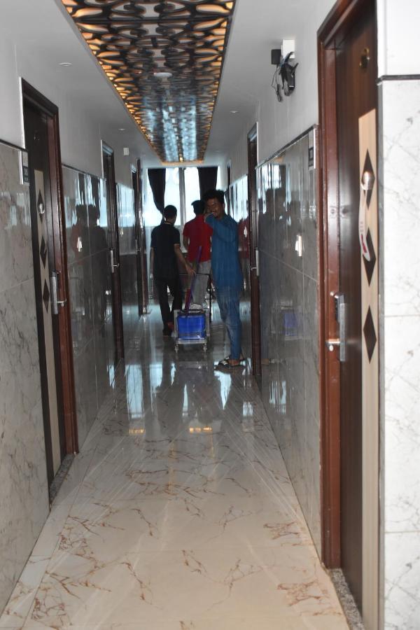 Hotel Ur Comforts Jayanagar バンガロール エクステリア 写真