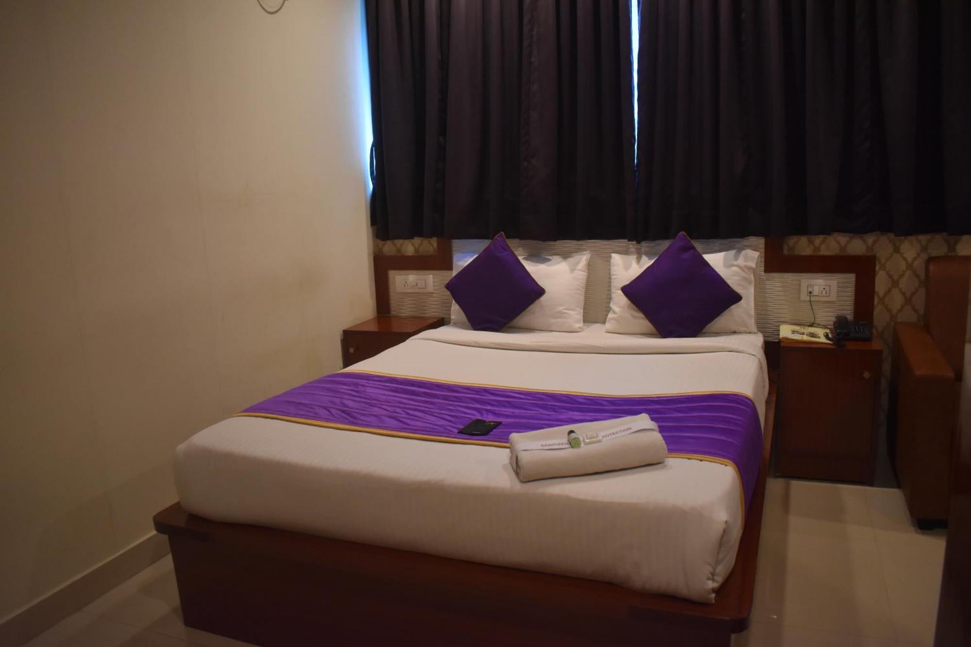 Hotel Ur Comforts Jayanagar バンガロール エクステリア 写真
